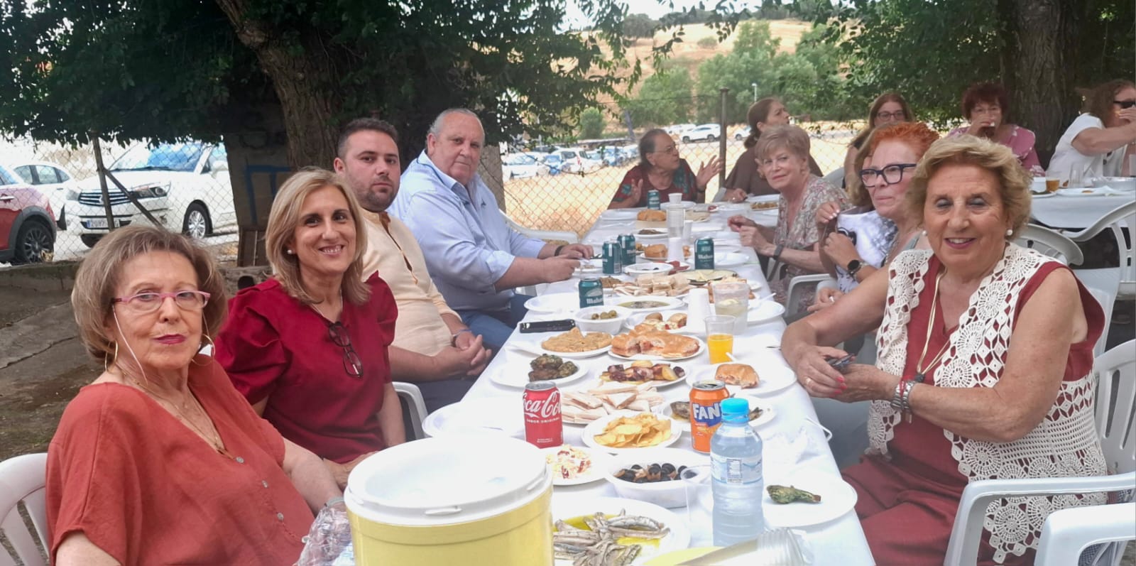 TRADICIÓN, CONVIVENCIA Y MUCHO SABOR, EN LA MERIENDA ANUAL DE LA ASOCIACIÓN DE MUJERES LAS CANDELAS