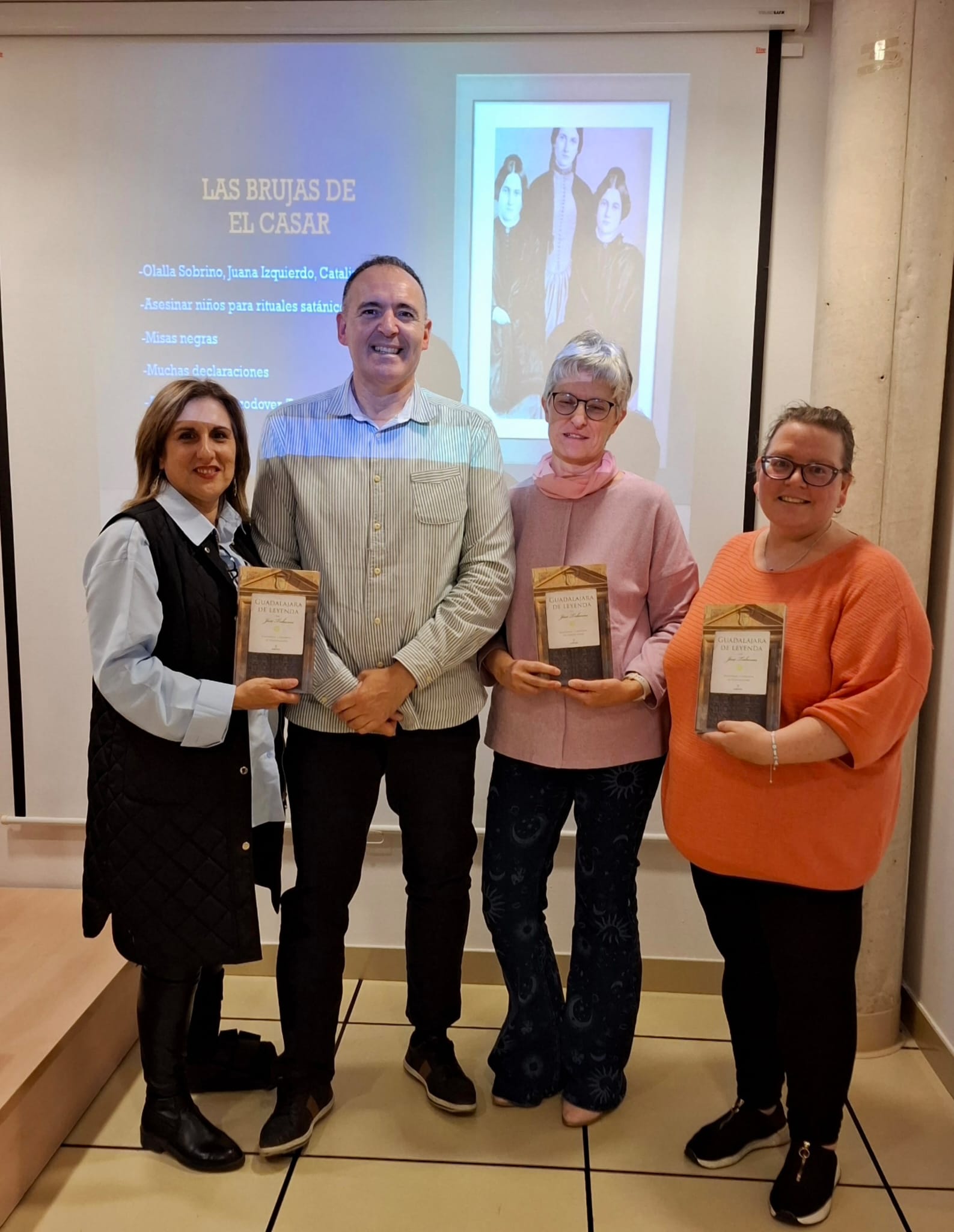 ¡UNA TARDE MÁGICA Y DE LEYENDAS EN LA BIBLIOTECA PÚBLICA MUNICIPAL, CON JOSÉ TALAVERA!
