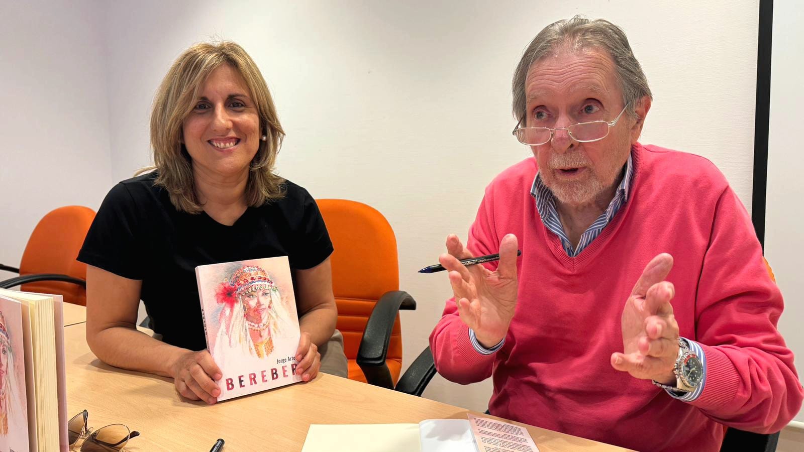 ¡PRESENTACIÓN LITERARIA, JORGE ARTES PRESENTA BEREBER EN EL CASAR!