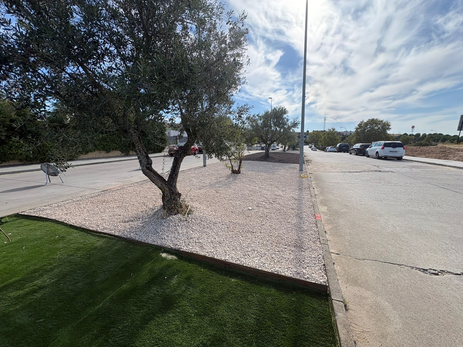 MEJORA DE LA MEDIANA DE LA AVENIDA DE LOS ARENALES