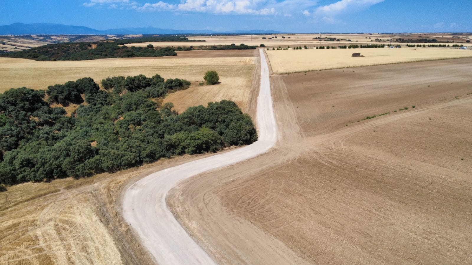 AYUNTAMIENTO DE EL CASAR . ARREGLOS EN INFRAESTRUCTURAS PÚBLICAS RURALES