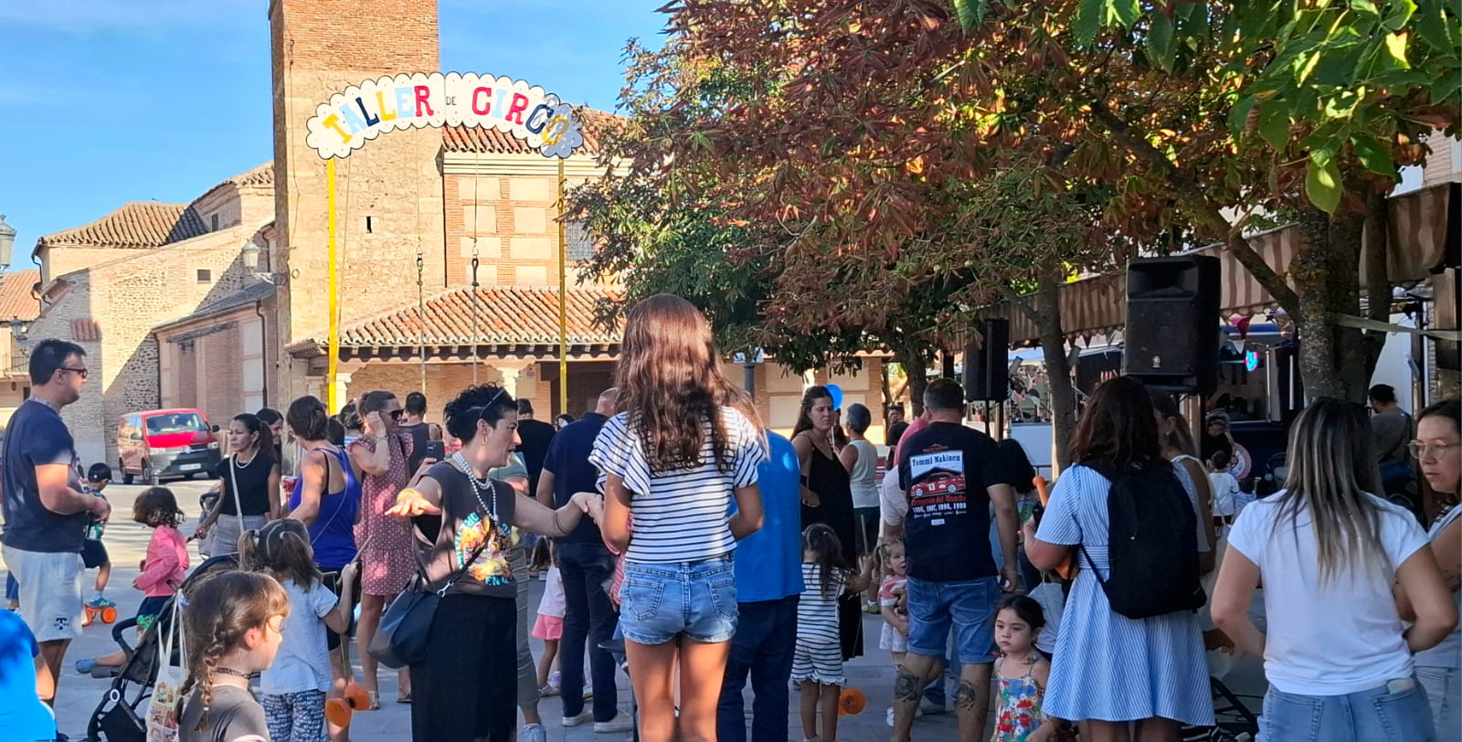 "LA RASPA", CIRCO CON TALLER SE DISFRUTÓ EN EL VERANILLO FEST DE EL CASAR