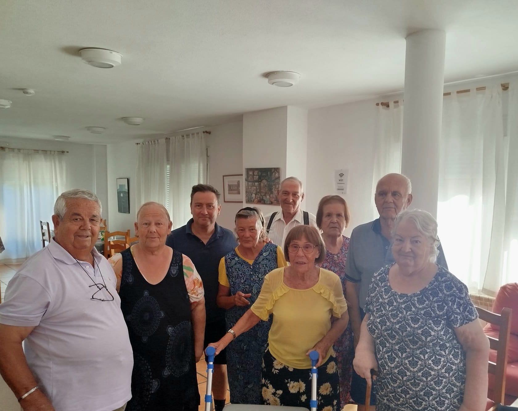 ¡TRAS VARIAS SESIONES DURANTE TODO EL VERANO, HA LLEGADO EL ÚLTIMO DÍA DE LA ACTIVIDAD DE ESTIMULACIÓN FÍSICA EN LA VIVIENDA DE MAYORES!