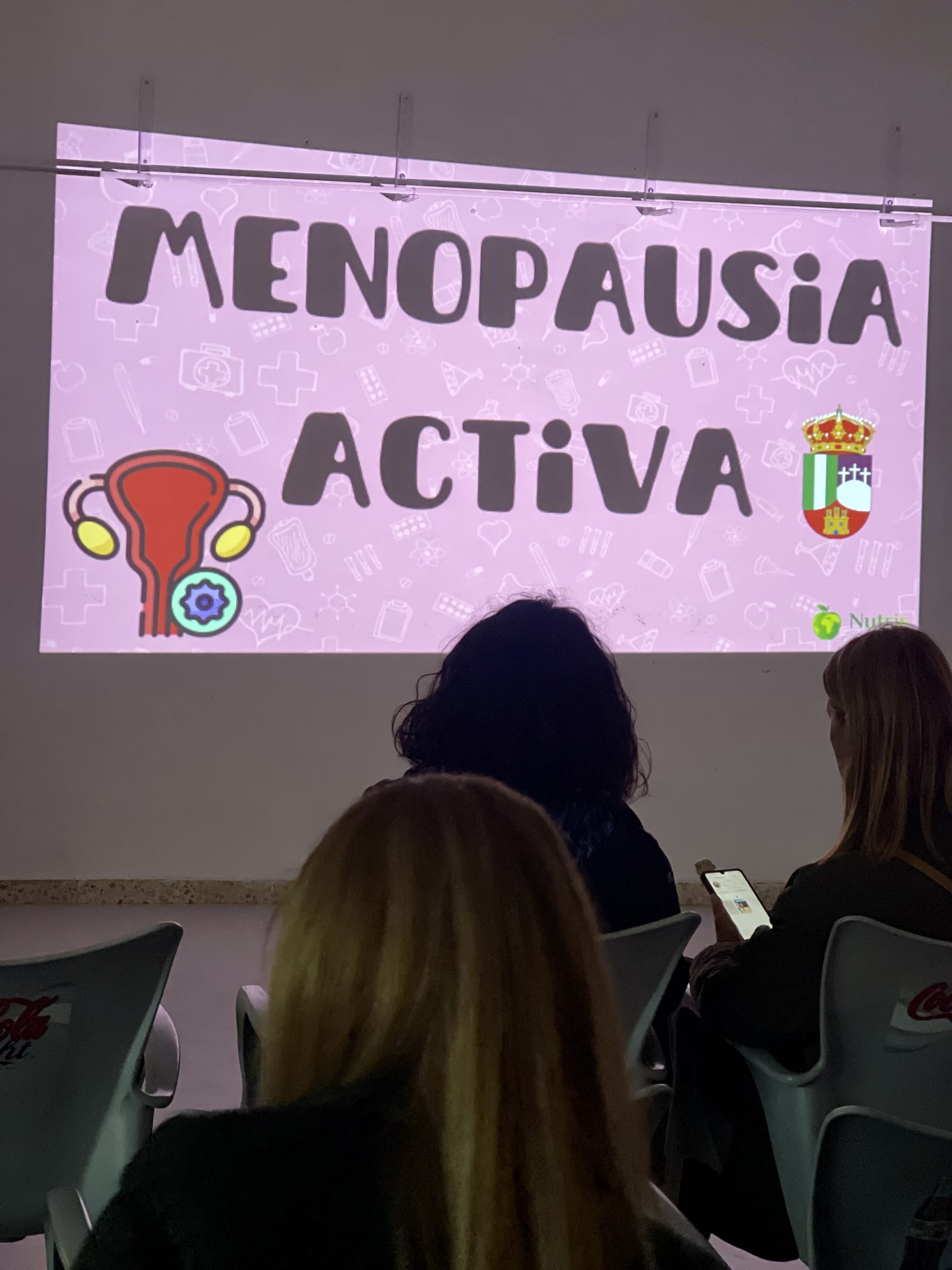 TODO UN ÉXITO, LA CHARLA SOBRE MENOPAUSIA ACTIVA