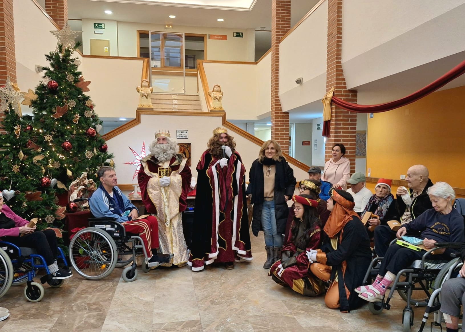 SS. MM. LOS REYES MAGOS YA ESTÁN EN EL CASAR