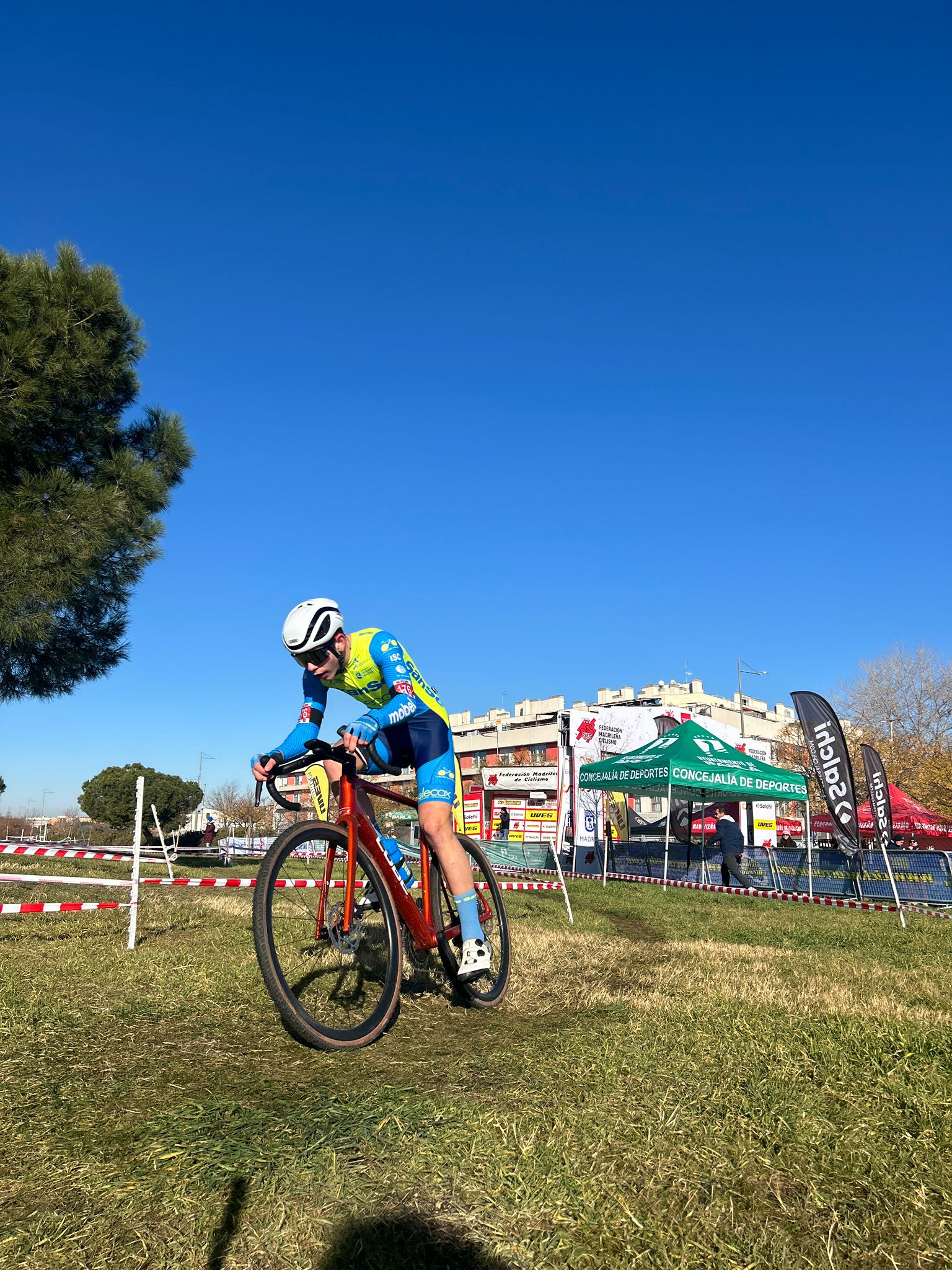 EL CASAREÑO HUGO NARVÁEZ CONSIGUE EL TÍTULO DE SUBCAMPEÓN DE CASTILLA-LA MANCHA Y HA SIDO SELECCIONADO PARA REPRESENTAR A NUESTRA COMUNIDAD EN EL CAMPEONATO DE ESPAÑA QUE SE CELEBRARÁ EN AS PONTES (PONTEVEDRA) EL PRÓXIMO 11 DE ENERO