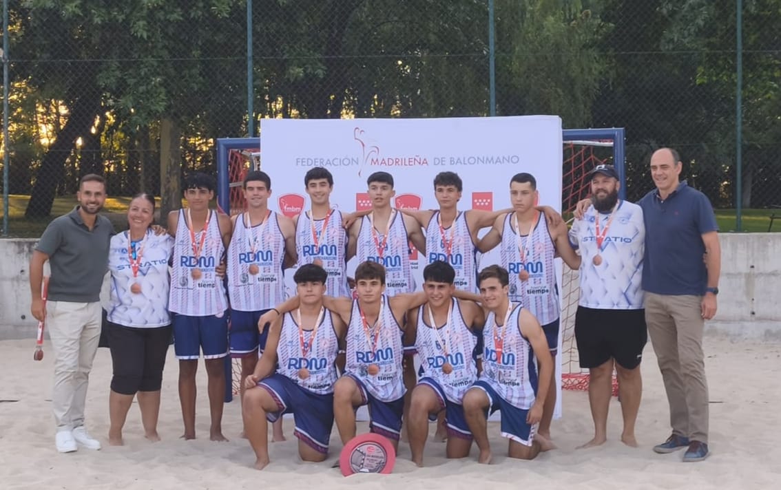 MEDALLA DE BRONCE PARA EL EQUIPO DE BALONMANO PLAYA SANSE-EL CASAR,  EN EL CAMPEONATO DE MADRID