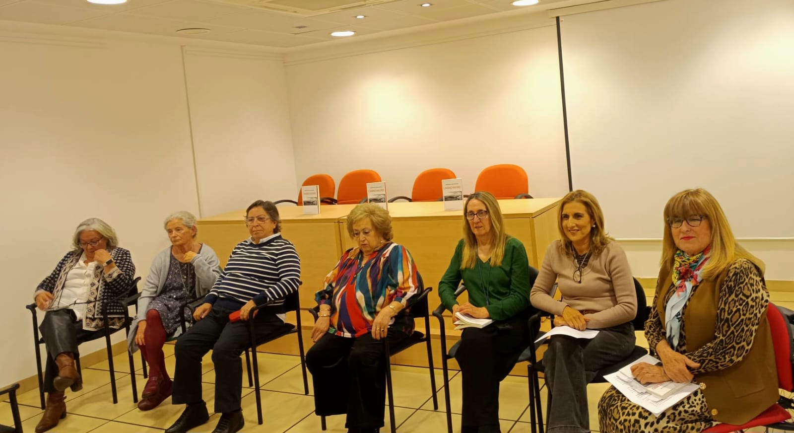 ÉXITO EN LA PRESENTACIÓN DE “CAMINO DE MADRID”: UNA TARDE MARAVILLOSA DE LITERATURA EN EL CASAR