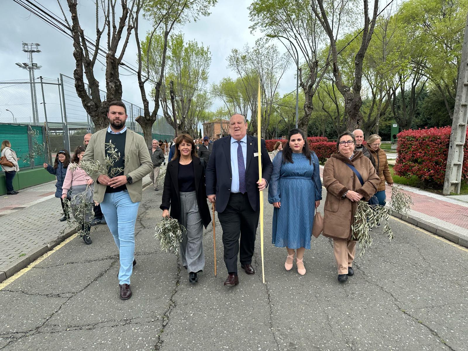 EL CASAR CELEBRÓ EL DOMINGO DE RAMOS CON SU ALCALDE A LA CABEZA