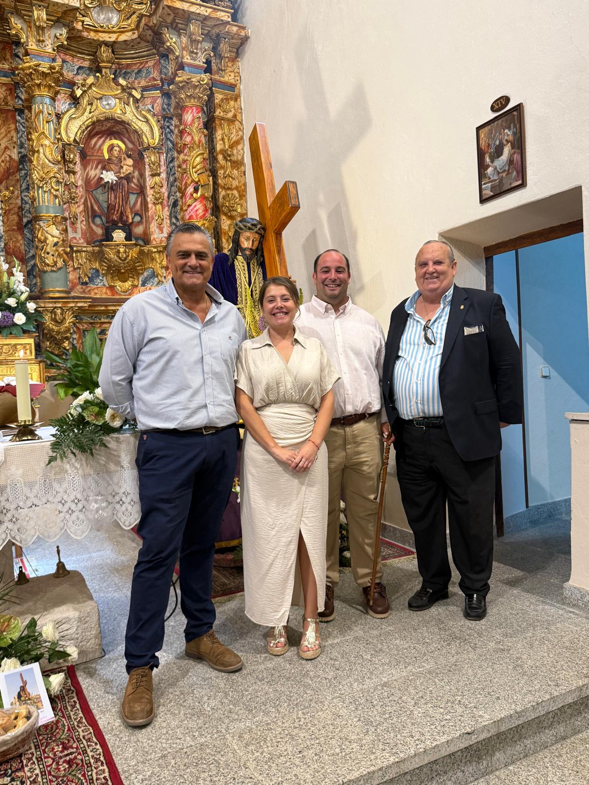 MULTITUDINARIA MISA EN HONOR AL SANTÍSIMO CRISTO ARRODILLADO DE MESONES