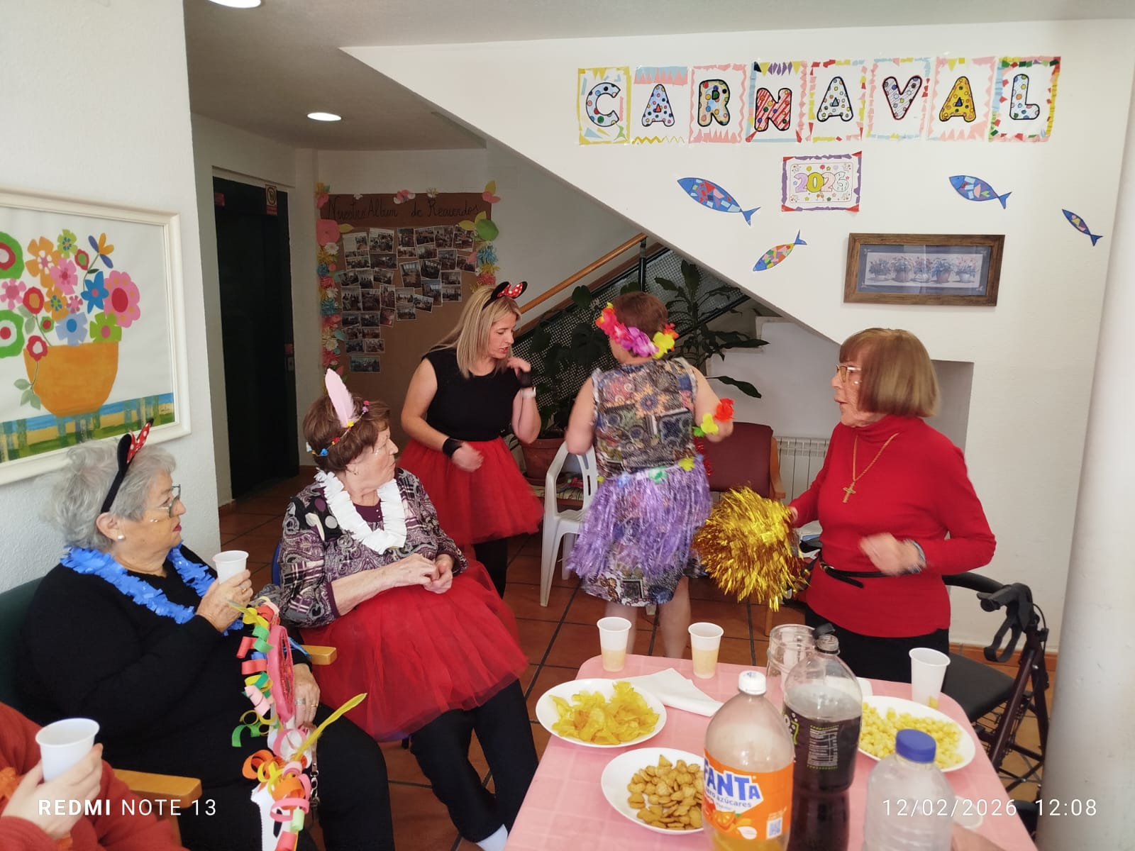 LA VIVIENDA DE MAYORES DE EL CASAR HA DISFRUTADO DEL CARNAVAL 2026 POR TODO LO ALTO, ORGANIZADO POR EL AYUNTAMIENTO!