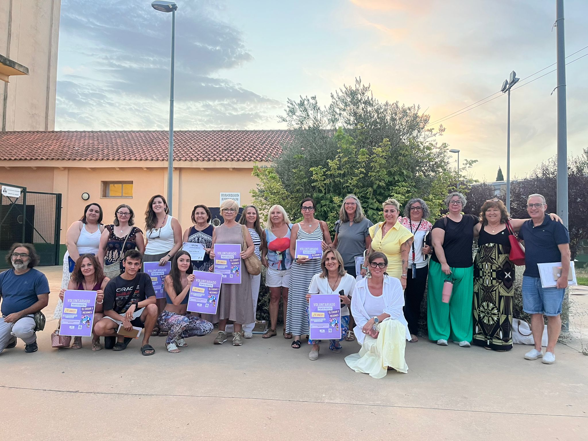 ¡FORMACIÓN PARA EL EQUIPO DE VOLUNTARIADO DE LOS PUNTOS VIOLETA!
