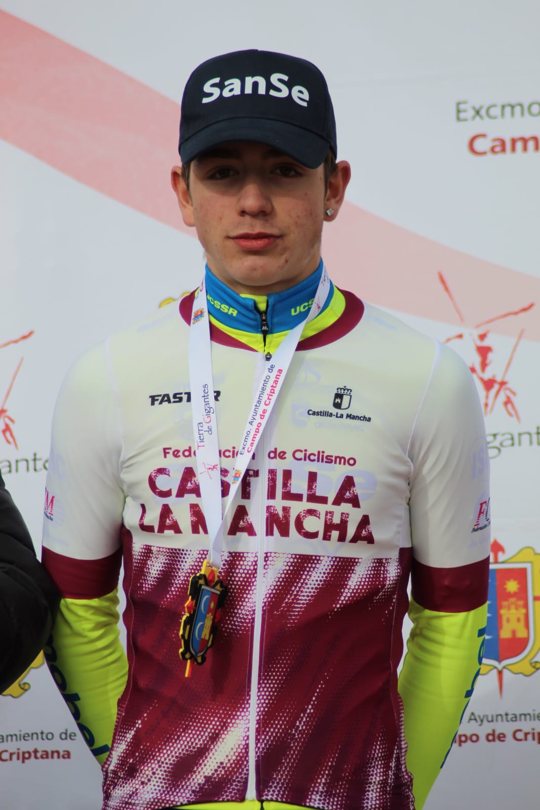 HUGO NARVÁEZ, CAMPEÓN DE CASTILLA-LA MANCHA DE CICLOCROSS