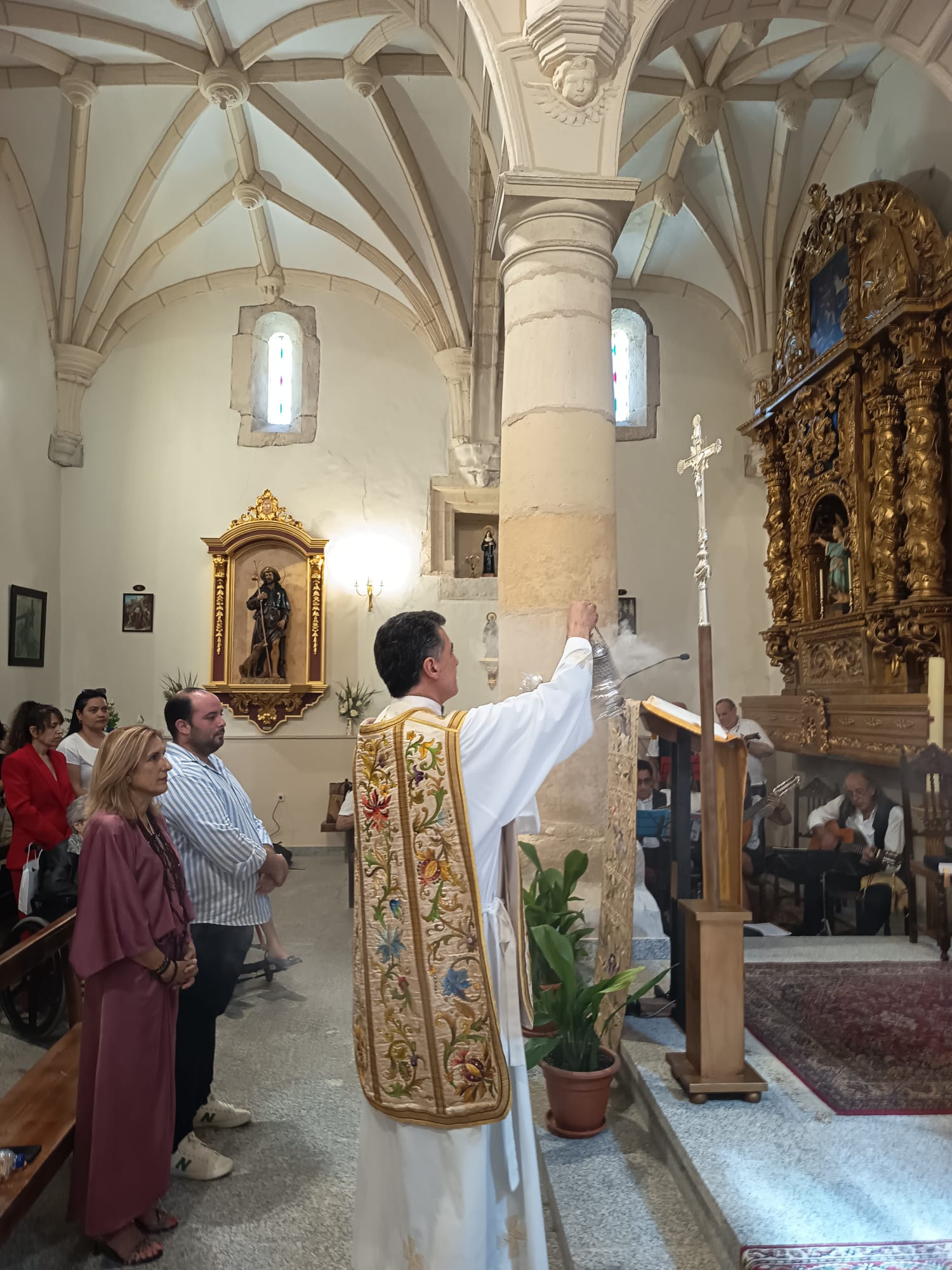 MESONES CELEBRÓ CON ÉXITO EL DÍA GRANDE DE NUESTRA SEÑORA DE LA BLANCA