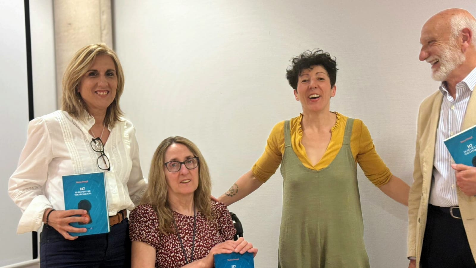 MARTA DONGIL NOS HIZO MIRAR LA VIDA DE OTRA MANERA, EN LA BIBLIOTECA PÚBLICA MUNICIPAL DE EL CASAR