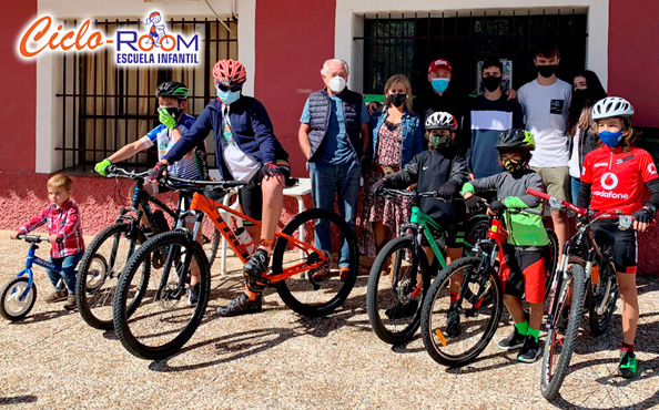dinosaurio podar Puntuación Presentación de la tercera edición de la Escuela de Ciclismo Infantil –  Ayuntamiento El Casar